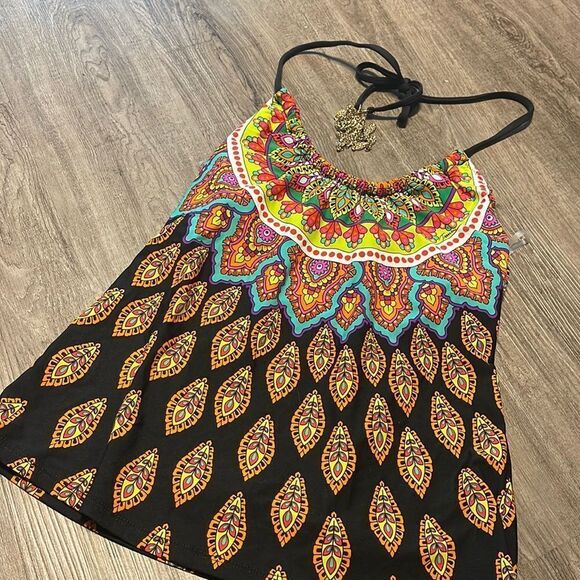 TRINA TURK Swimsuit Top NEW - Picture 1 of 3